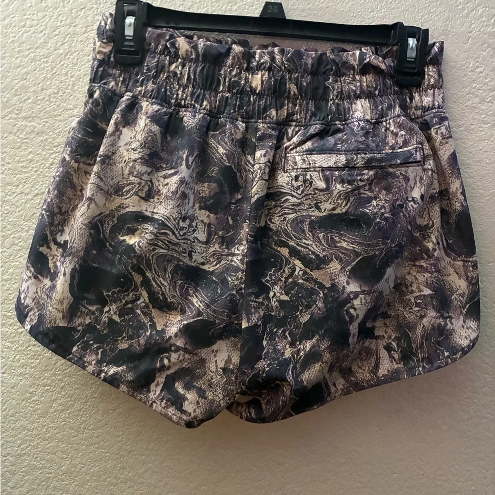 FLX Women's Marble Swirl Athletic Shorts with Liner S